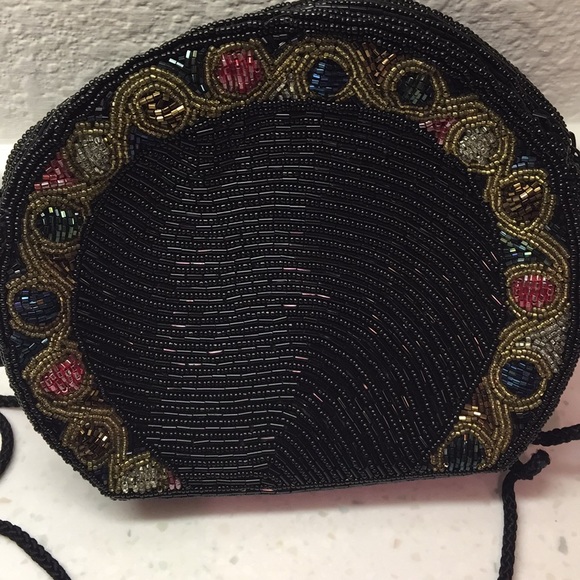 Vintage “Accessory Lady” Beaded Evening Clutch - Picture 4 of 8
